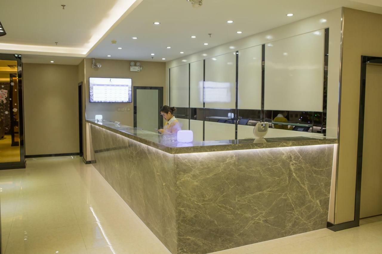 Lavande Hotel Шанту Екстериор снимка